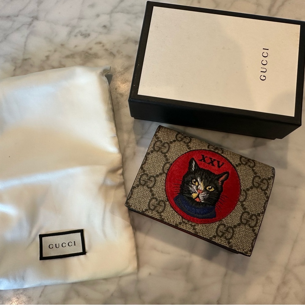 Gucci Beige Wallet with Cat Motif